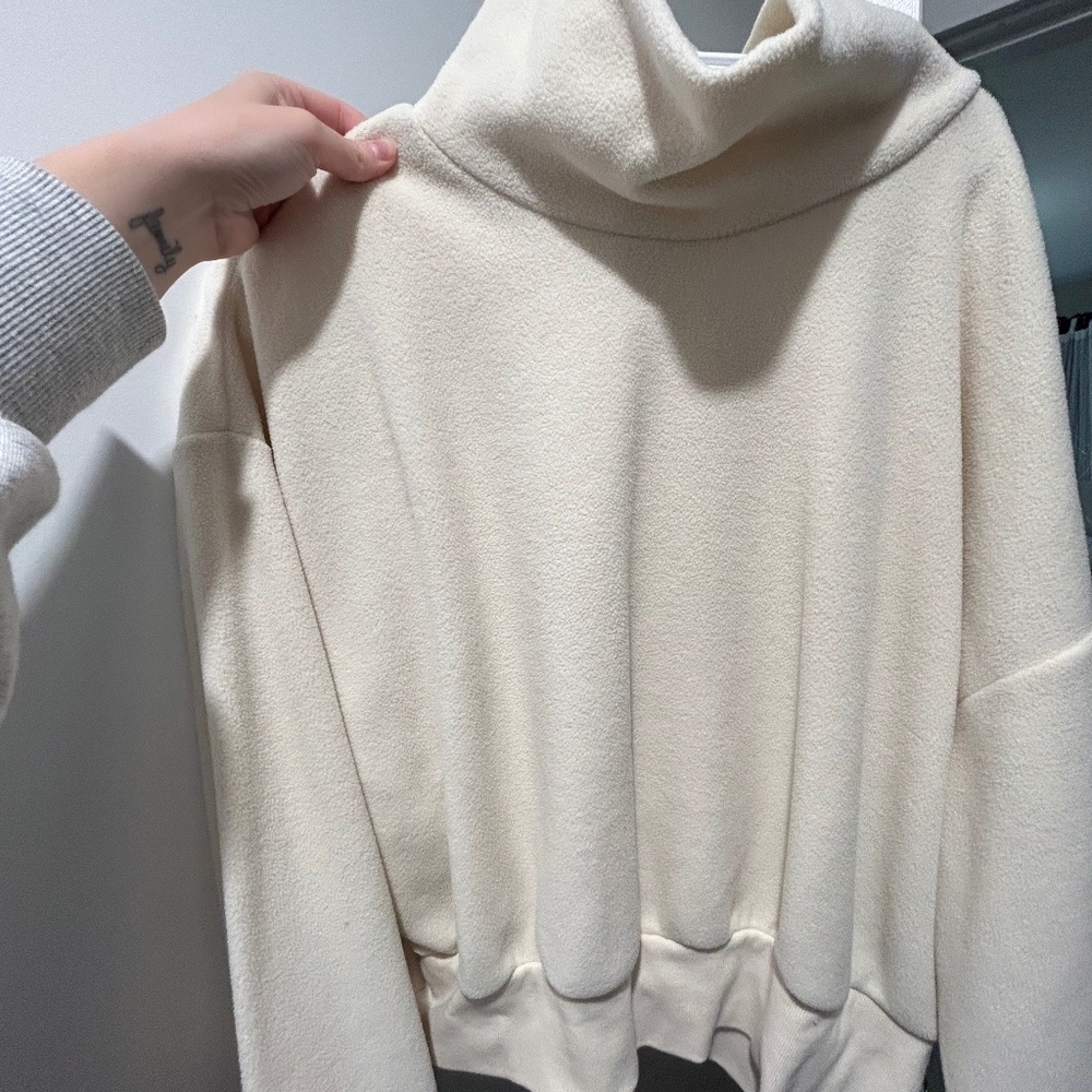 Old navy performance fleece mock neck